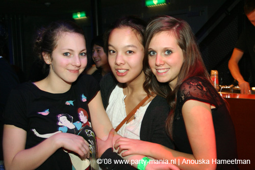 081218_0011_xxlmas_partymania