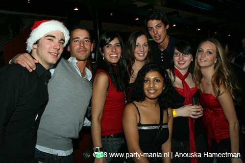 081218_0033_xxlmas_partymania