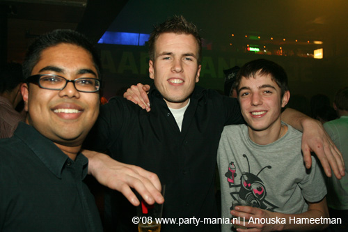 081218_0050_xxlmas_partymania