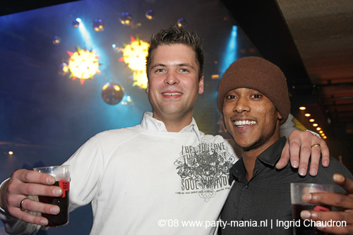 081218_001_xxlmas_partymania