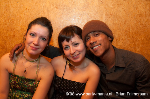 081218_013_xxlmas_partymania