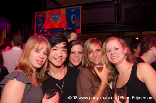 081220_023_franchise_partymania