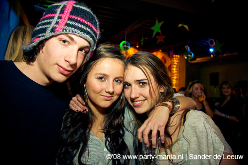 081223_001_mellow_moods_partymania