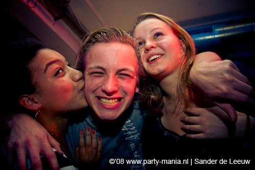 081223_005_mellow_moods_partymania