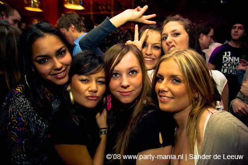 081223_010_mellow_moods_partymania
