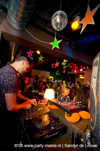 081223_032_mellow_moods_partymania