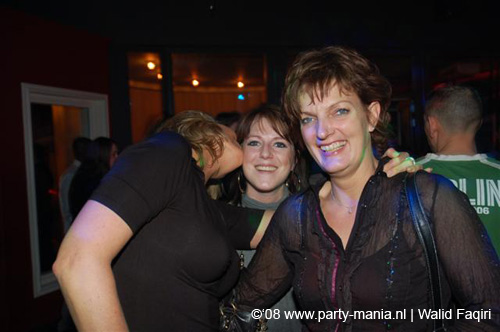 081224_010_le_paris_partymania