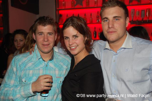 081224_021_le_paris_partymania