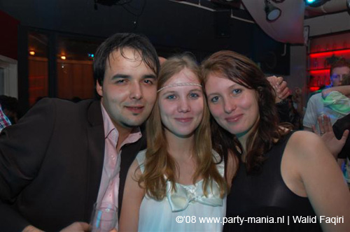 081224_039_le_paris_partymania