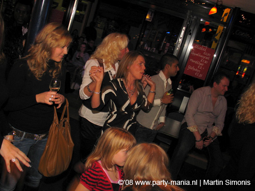 081224_034_singalong_mondriaan_partymania