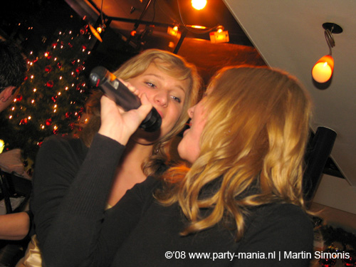 081224_047_singalong_mondriaan_partymania