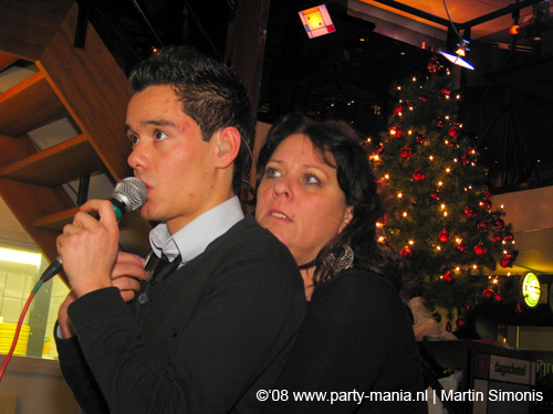 081224_051_singalong_mondriaan_partymania