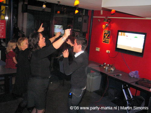 081224_063_singalong_mondriaan_partymania