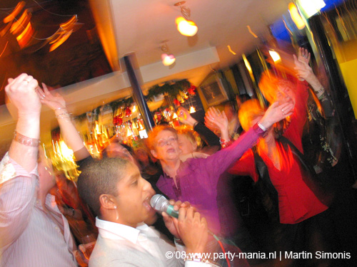 081224_075_singalong_mondriaan_partymania