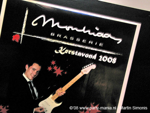081224_131_singalong_mondriaan_partymania