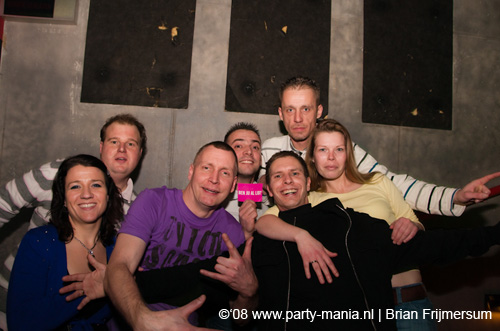 081226_029_housequake_partymania