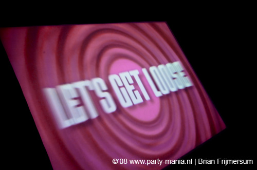 081226_068_housequake_partymania