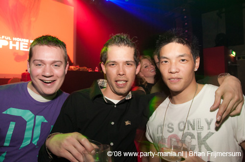 081226_072_housequake_partymania