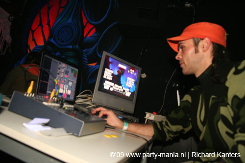 081231_017_shutupanddance_partymania