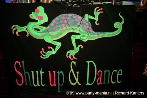 081231_029_shutupanddance_partymania