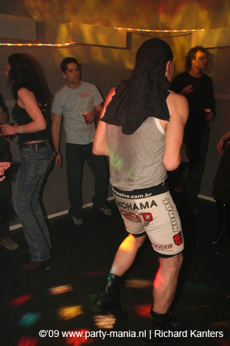 081231_061_shutupanddance_partymania