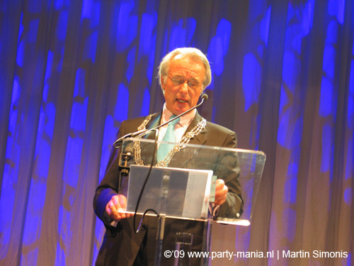 090102_023_nieuwjaarsfeest_stadhuis_partymania