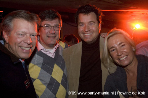 090110_008_westwood_partymania