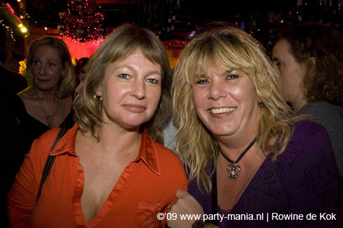 090110_049_westwood_partymania
