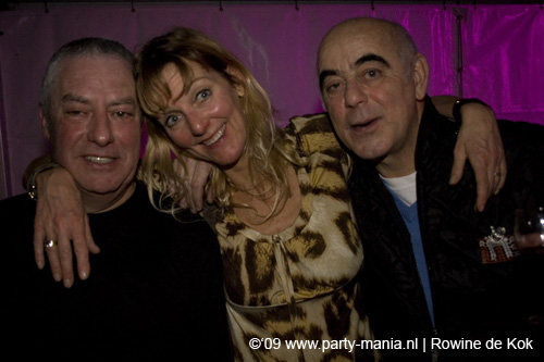090110_061_westwood_partymania