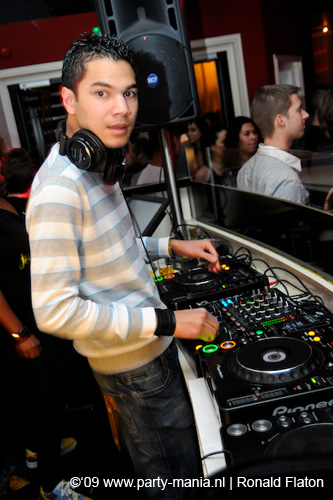 090117_002_perfection_partymania