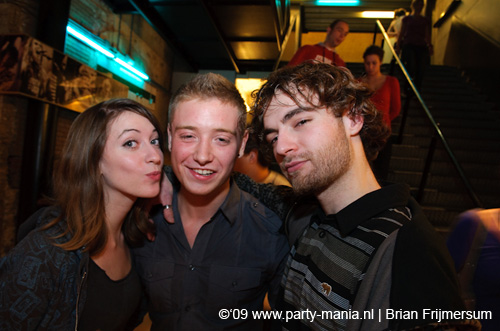 090123_052_poptrash_partymania