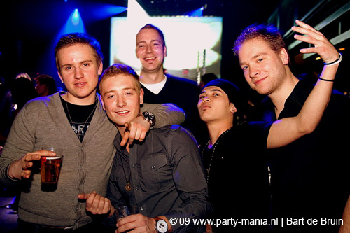 090123_012_poptrash_partymania