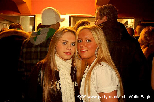 090124_115_punk_partymania