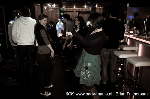 090206_28_le_paris_partymania