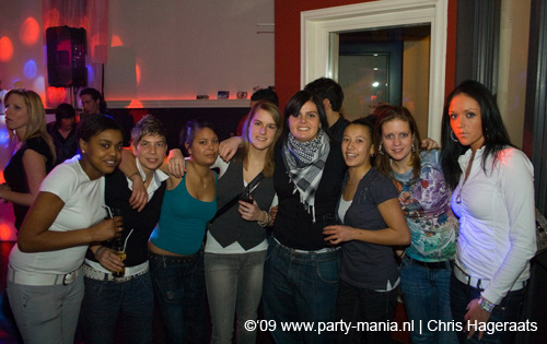 090206_014_le_paris_partymania