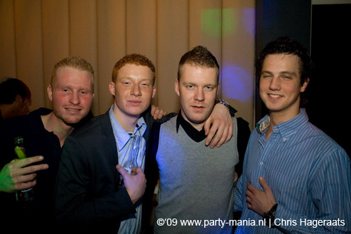 090206_042_le_paris_partymania