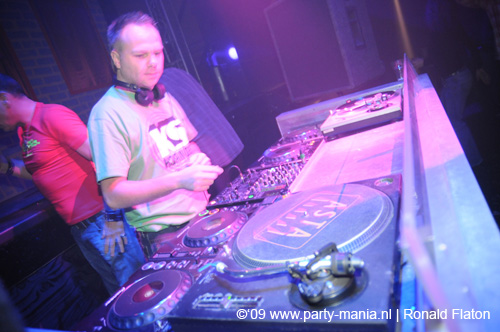 090207_037_dejavu_partymania