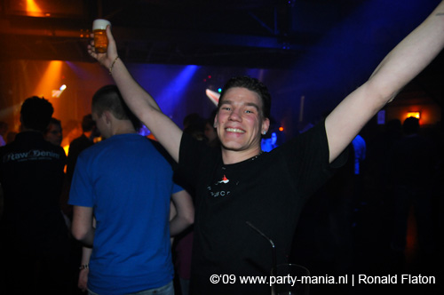 090207_073_dejavu_partymania