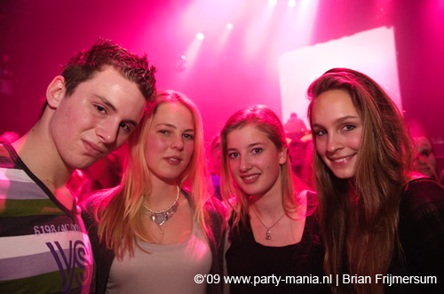 090214_008_los_partymania