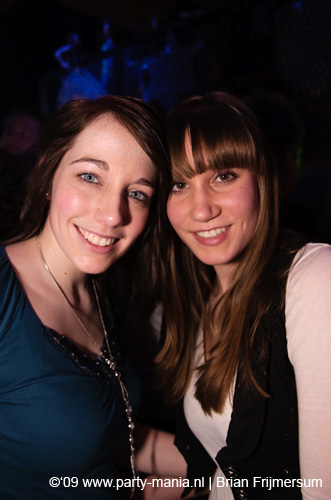 090214_022_los_partymania