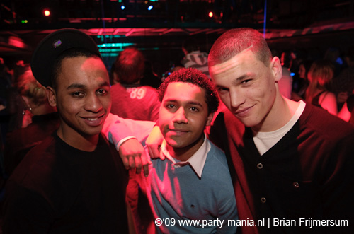 090214_063_los_partymania