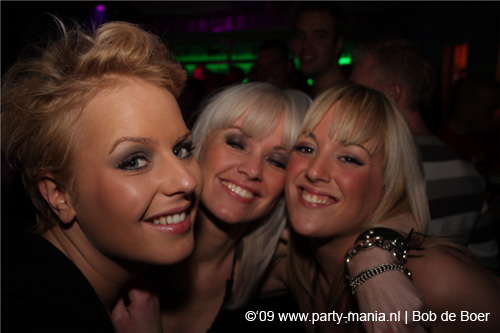 090214_050_perfection_partymania
