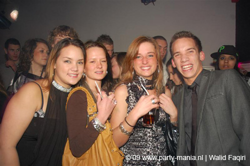 090214_043_perfection_partymania