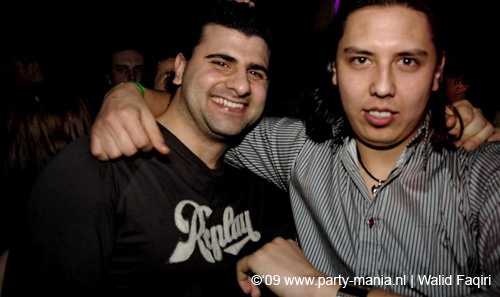 090220_113_connected_partymania