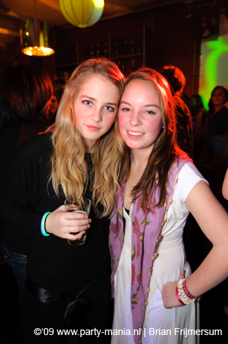 090221_020_gestoord_partymania