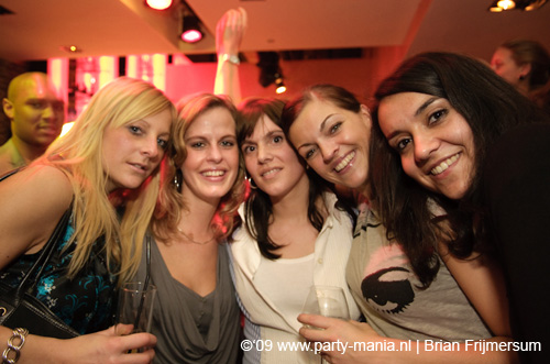090222_038_aftersix_partymania
