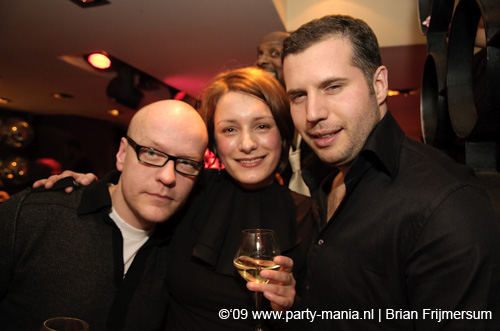 090222_068_aftersix_partymania