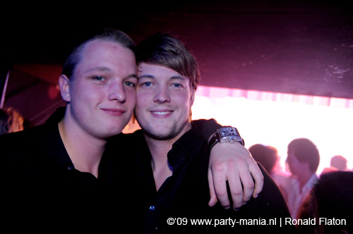 090228_057_expornstar_paard_ronald_partymania