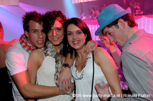090228_120_expornstar_paard_ronald_partymania