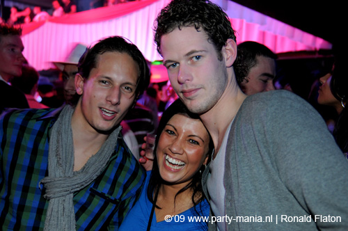 090228_138_expornstar_paard_ronald_partymania